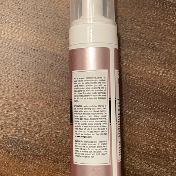 NEW! Loving Tan 2 Hour Express Mousse in Dark - Picture 2 of 3